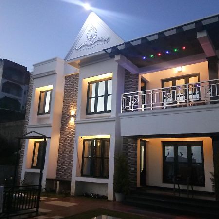 Skyblue Resort Уті Екстер'єр фото